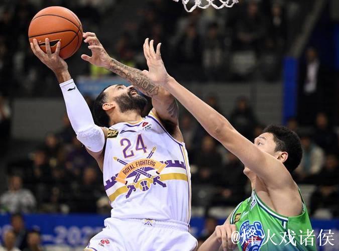 俱乐部杯-北控1分险胜天津 双外援合砍82分