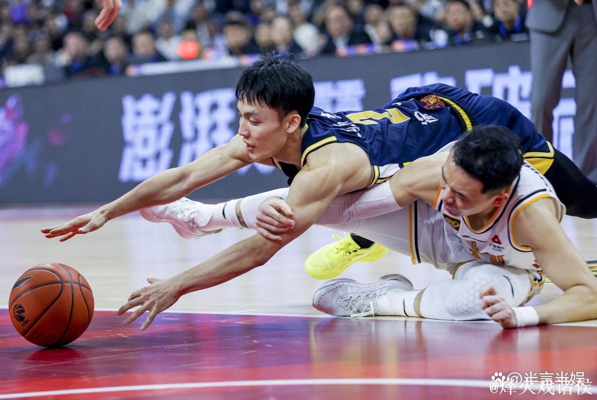 徐杰压哨绝杀！广东险胜山西 吉伦沃特46分